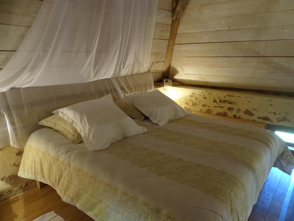 Bed and Breakfast L'Abrejou Le Donjon Exterior foto